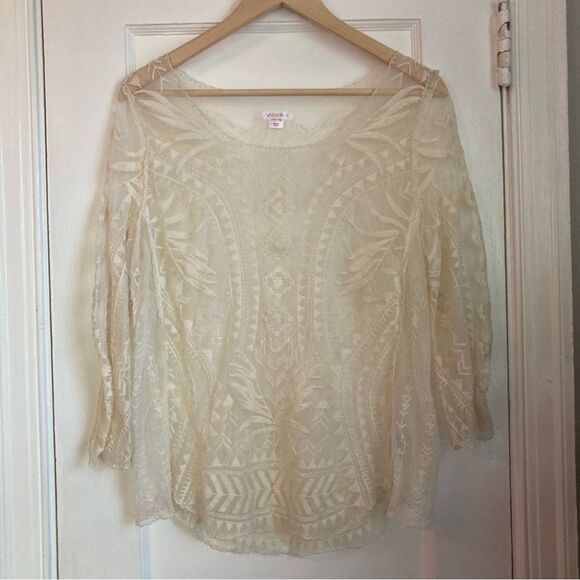 Xhilaration Cream Lace 3/4 Sleeve Sheer Top Size Small/Medium - Picture 1 of 4